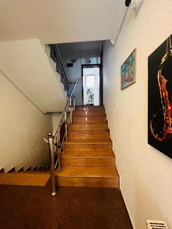Guest House Velania Pristina Extérieur photo