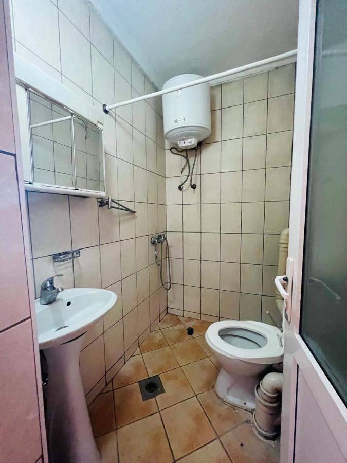 Guest House Velania Pristina Extérieur photo